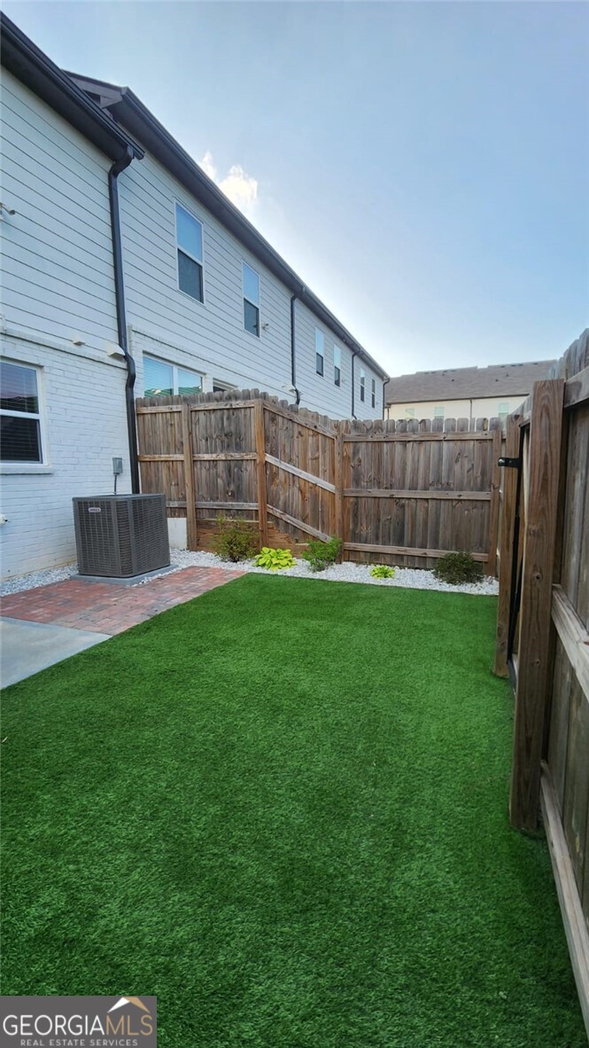 300 Auburn Valley Way Property Photo 31