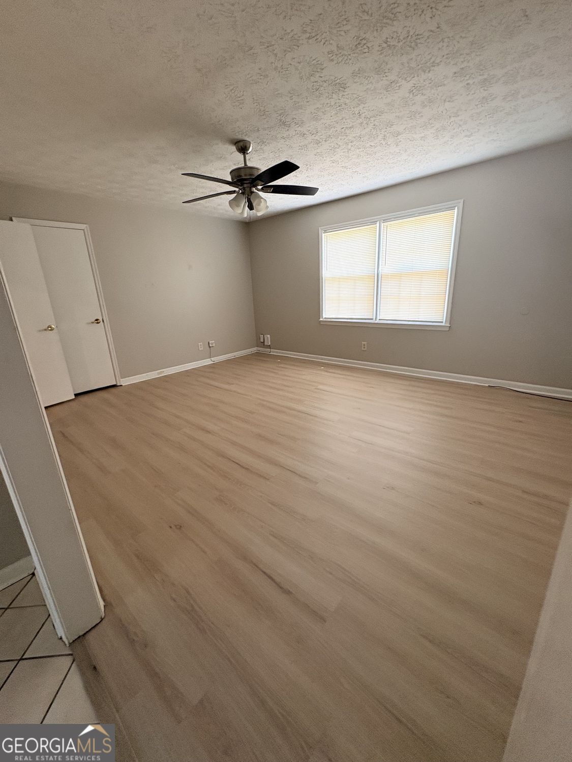 212 W Highland Avenue Property Photo 5