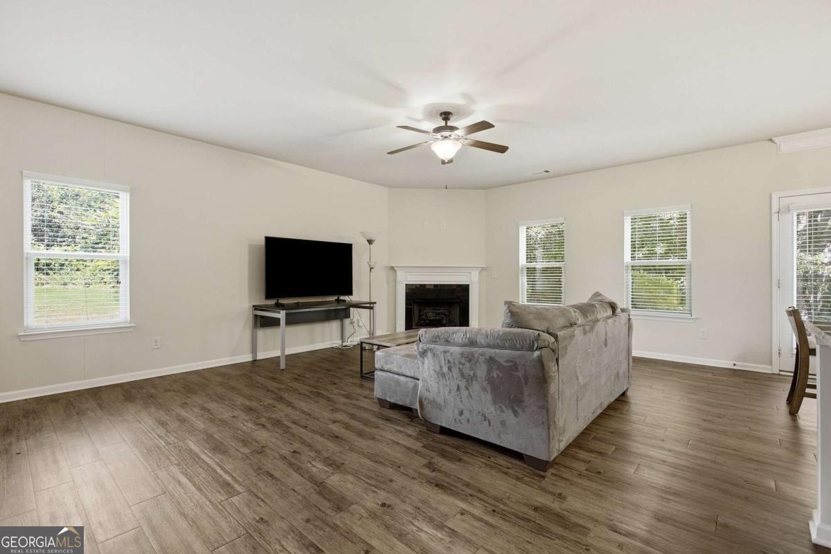 2536 Morgan Chase Drive Property Photo 10