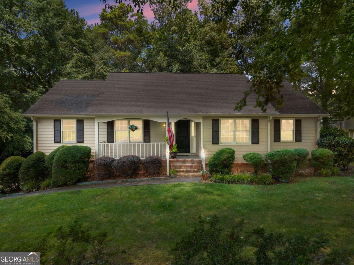 1155 Lakeridge Court Property Photo 6