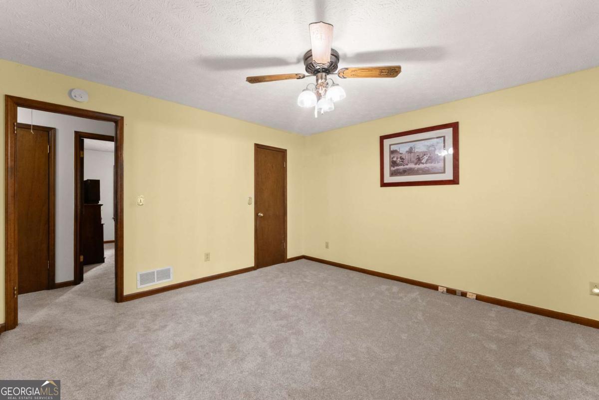 1155 Lakeridge Court Property Photo 24