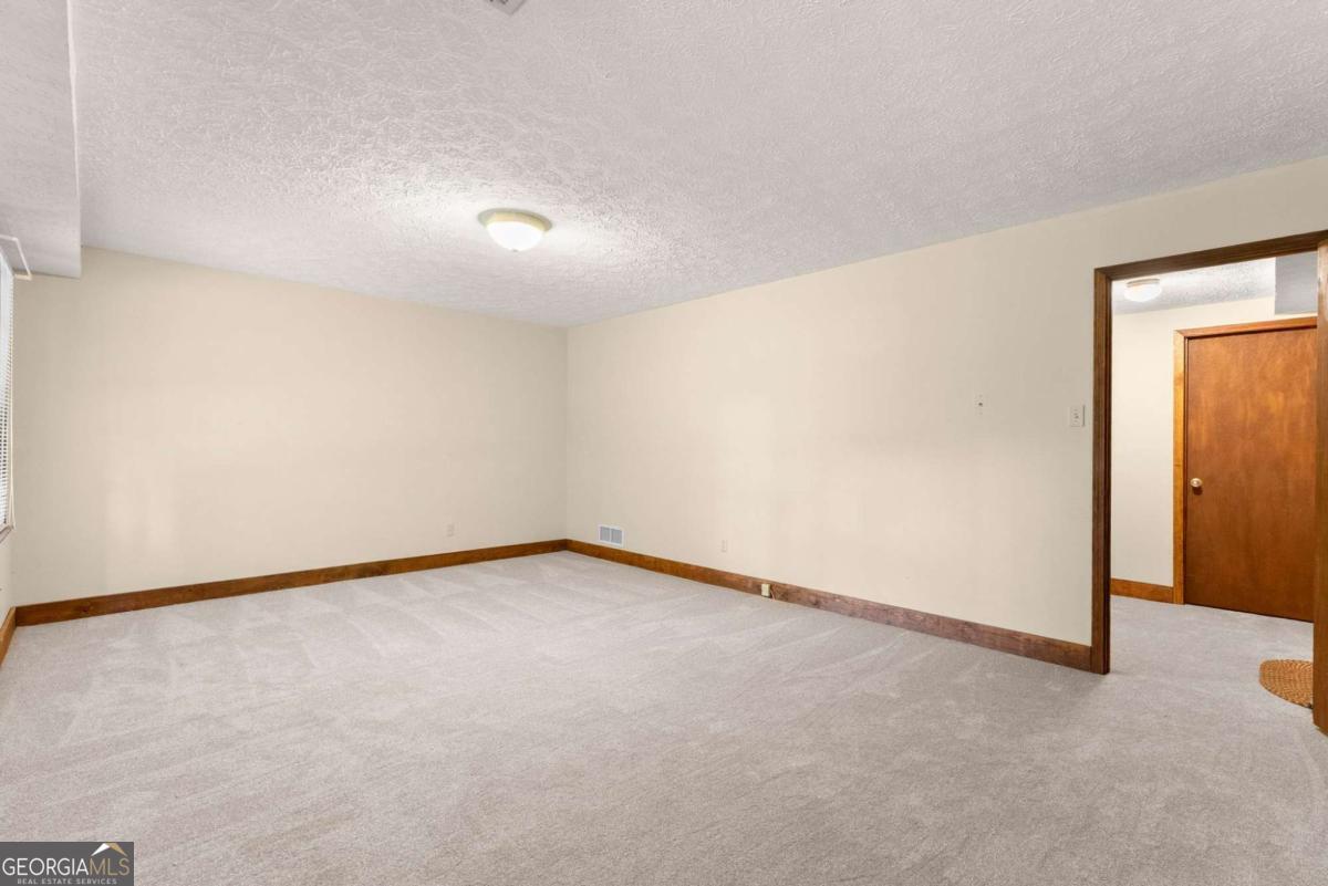 1155 Lakeridge Court Property Photo 36