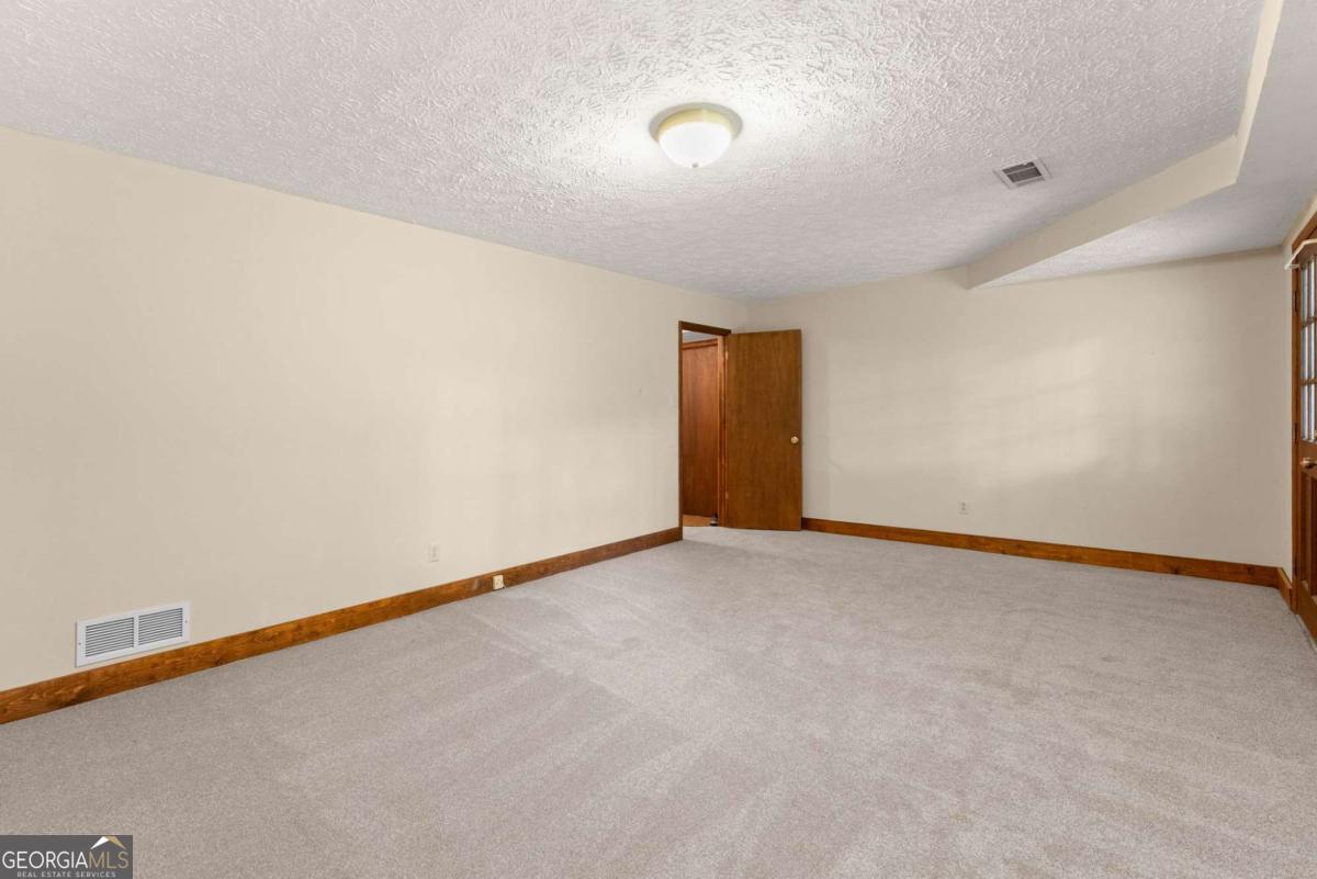 1155 Lakeridge Court Property Photo 37