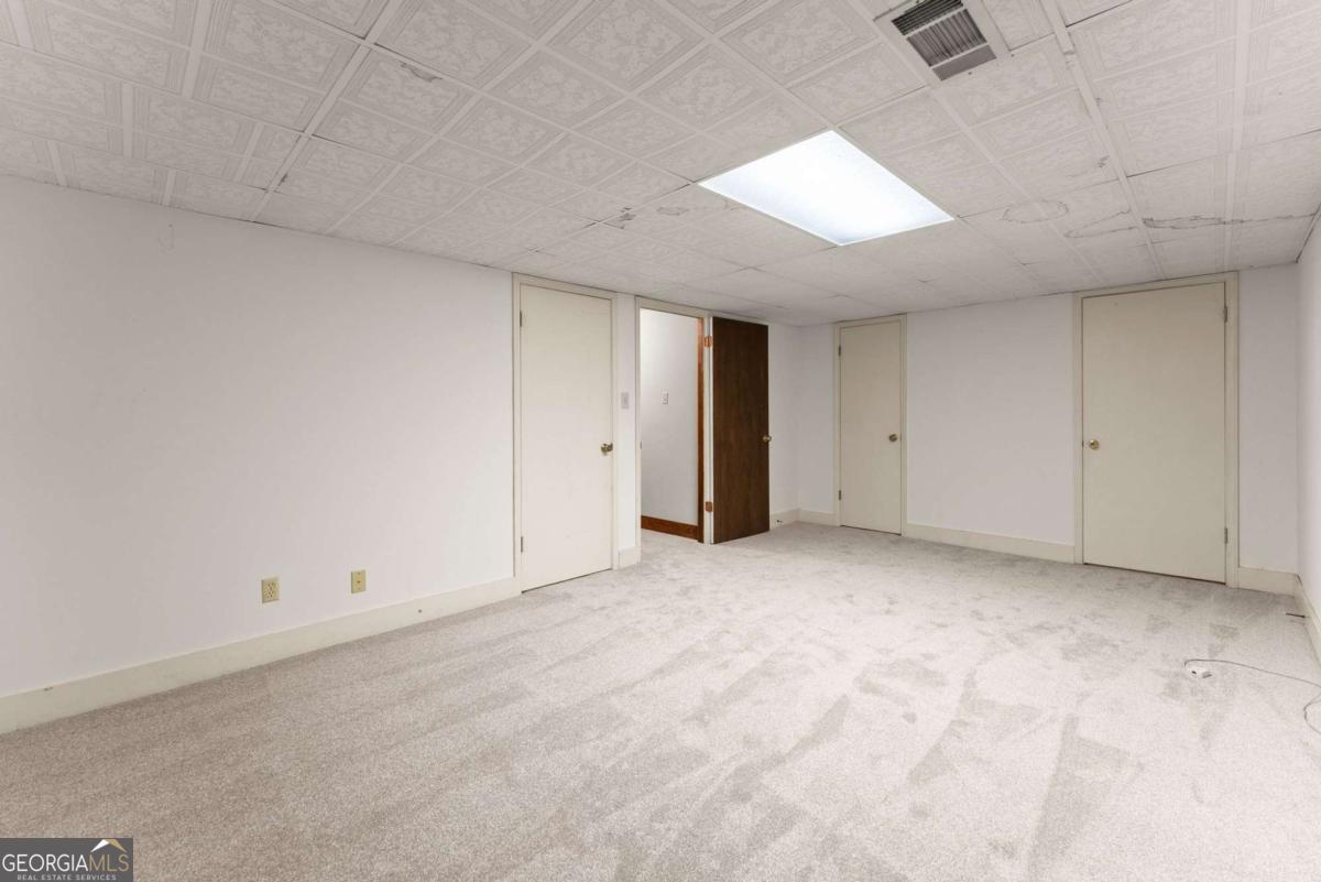 1155 Lakeridge Court Property Photo 39