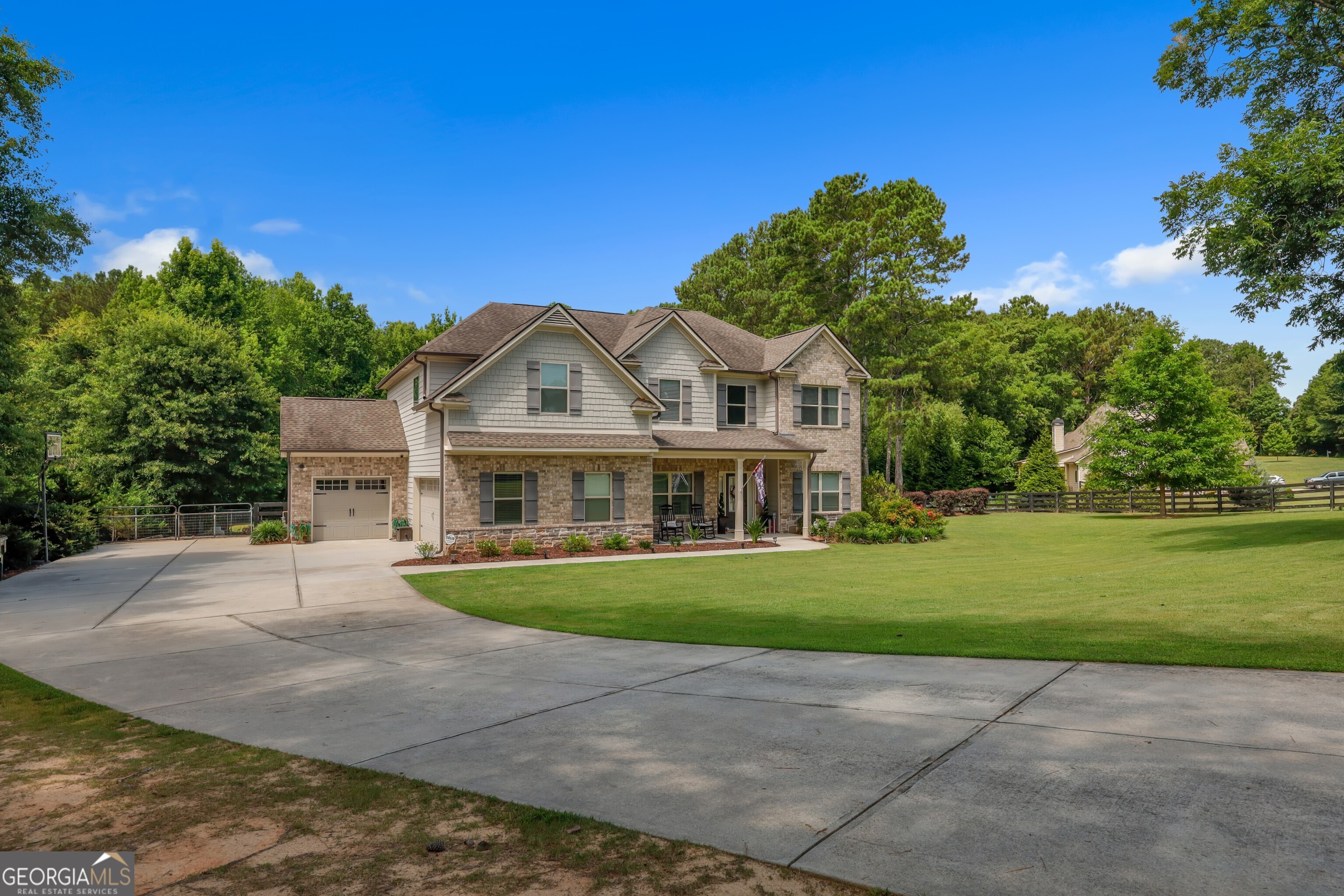 351 H D Atha Road Property Photo 5