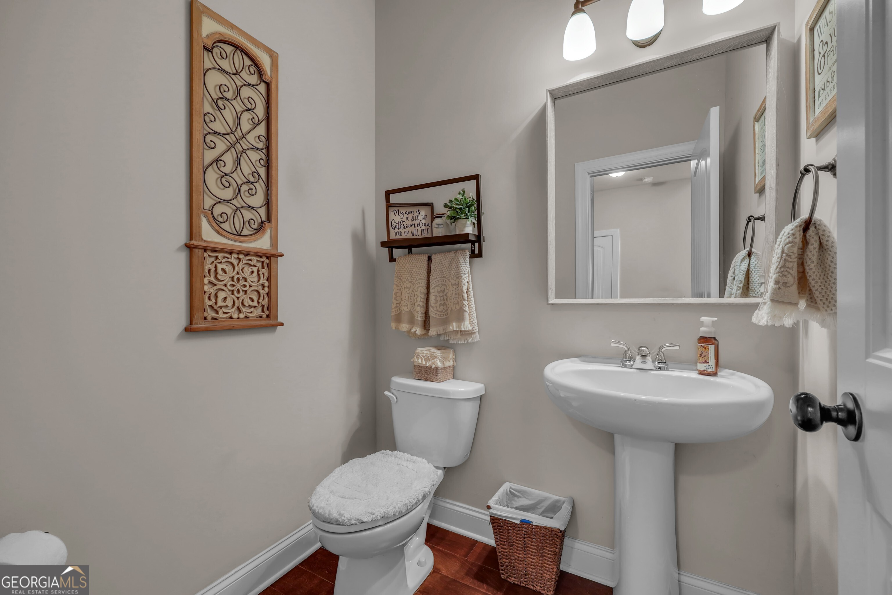 351 H D Atha Road Property Photo 21