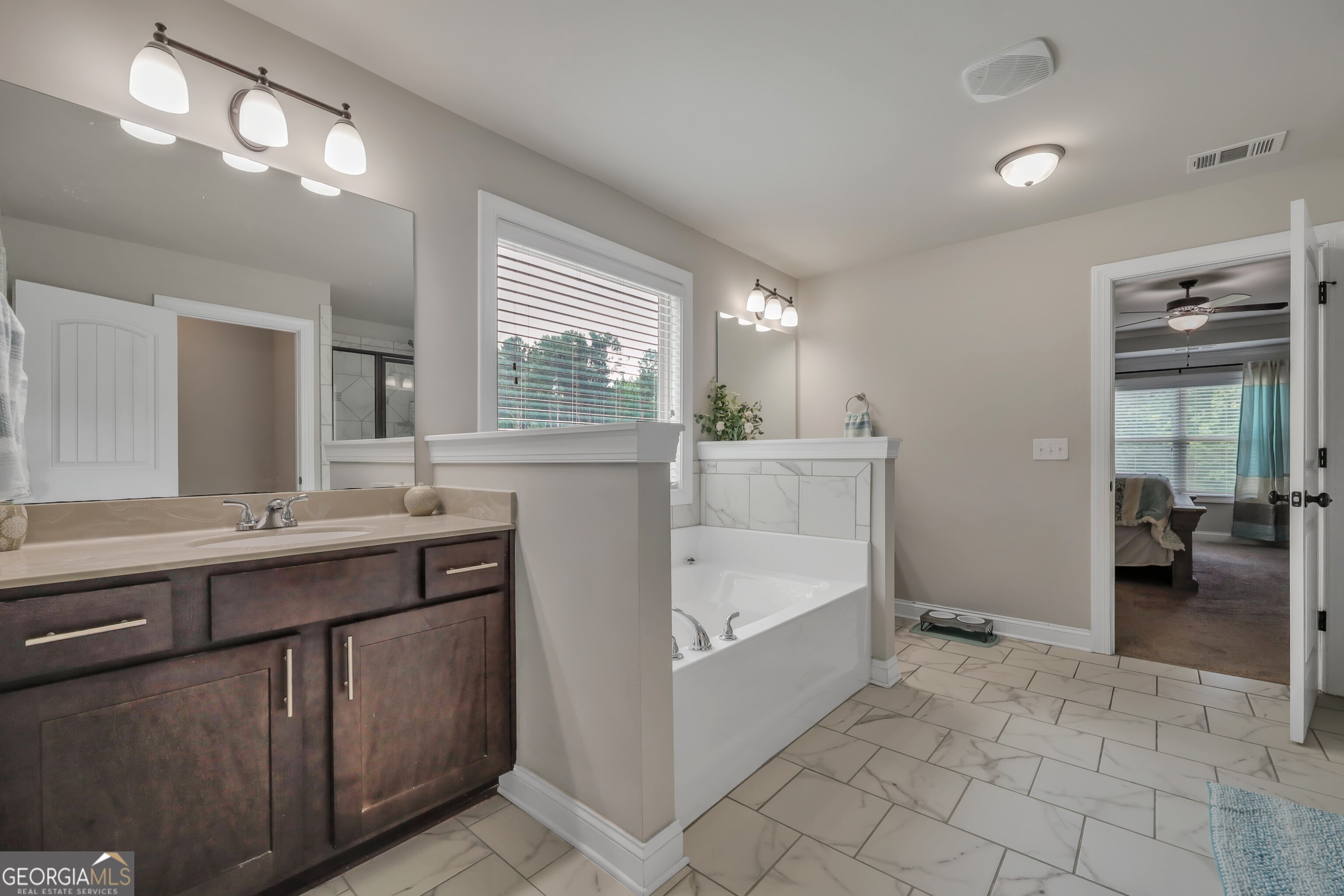 351 H D Atha Road Property Photo 64