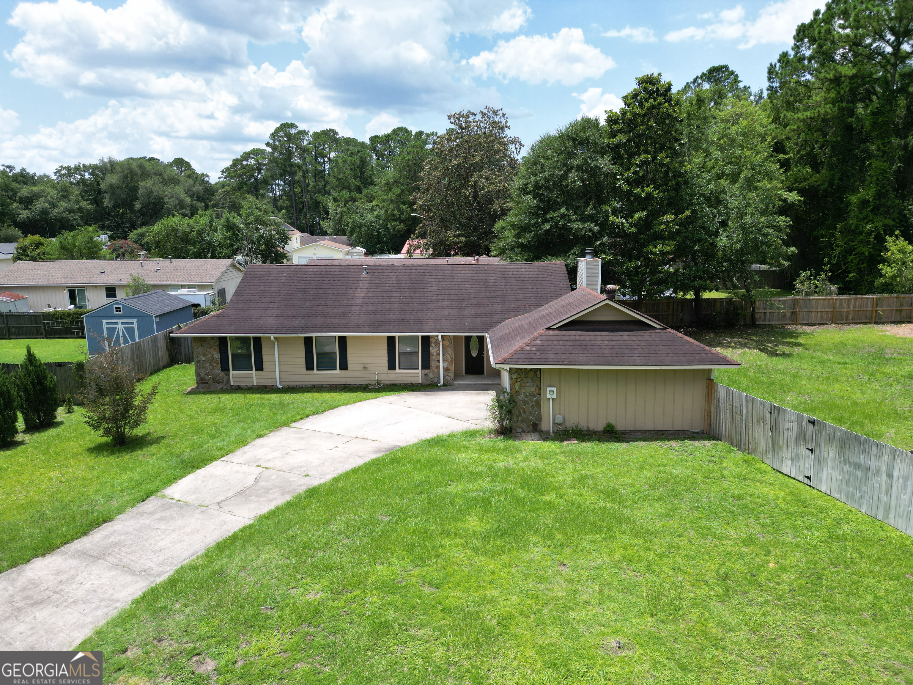 811 Cutter Court Property Photo 1