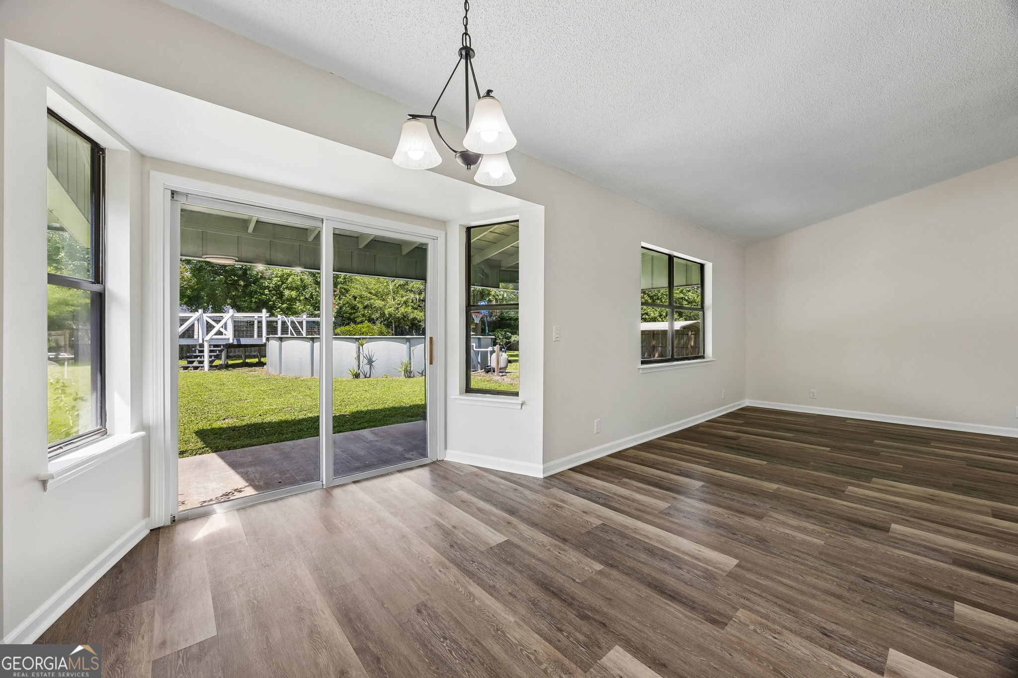 307 Sunnyside Drive Property Photo 20
