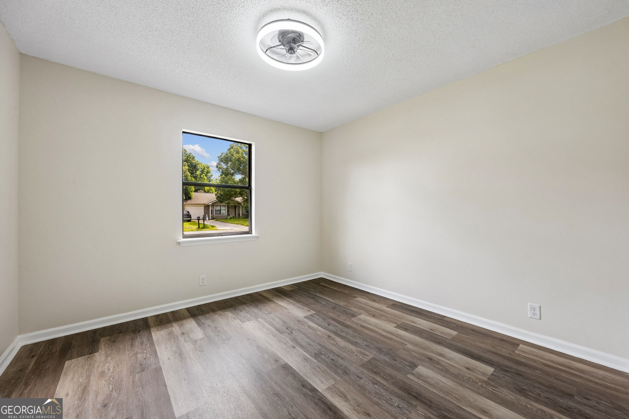 307 Sunnyside Drive Property Photo 28