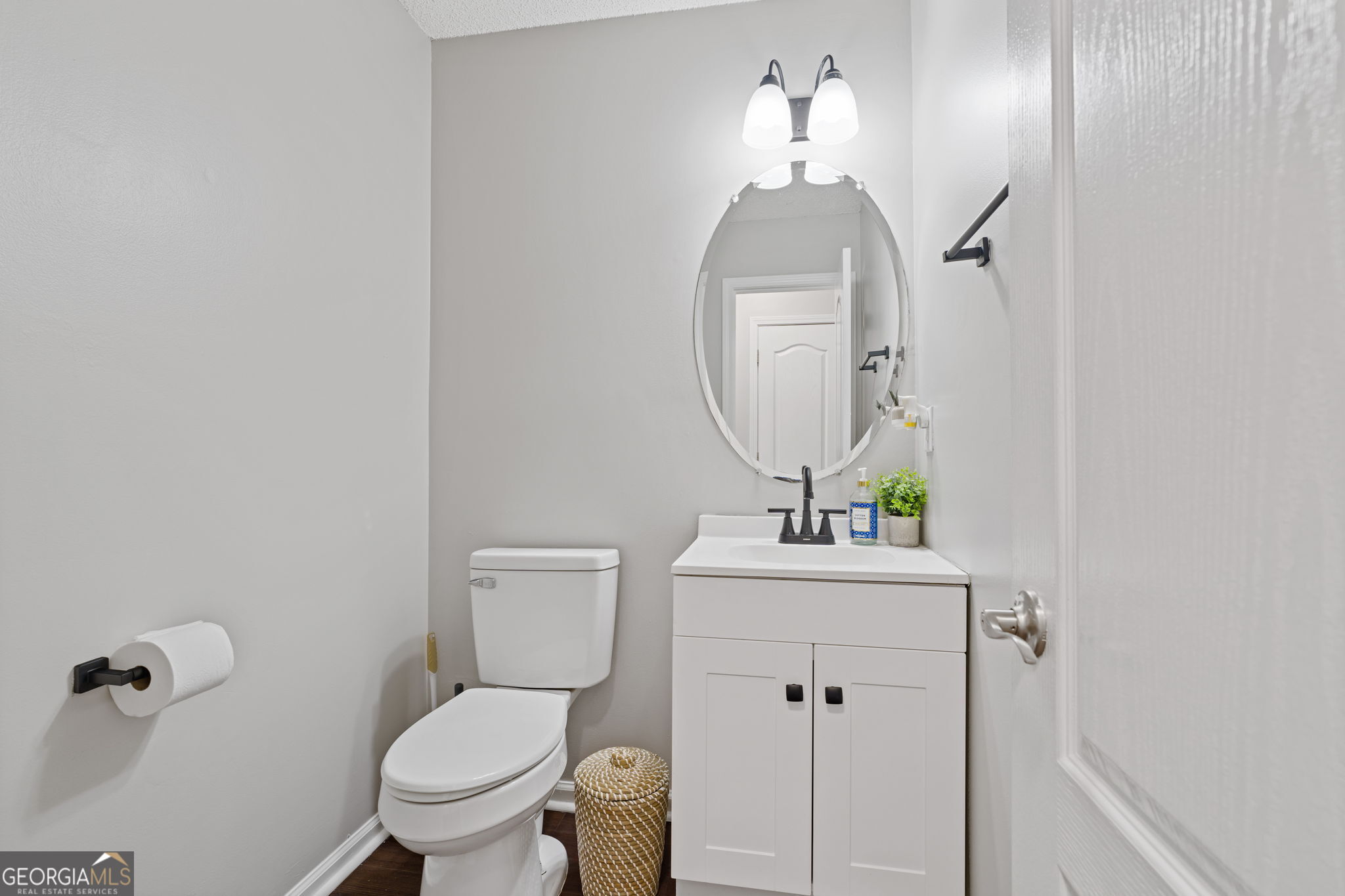2082 Grant Avenue Property Photo 16