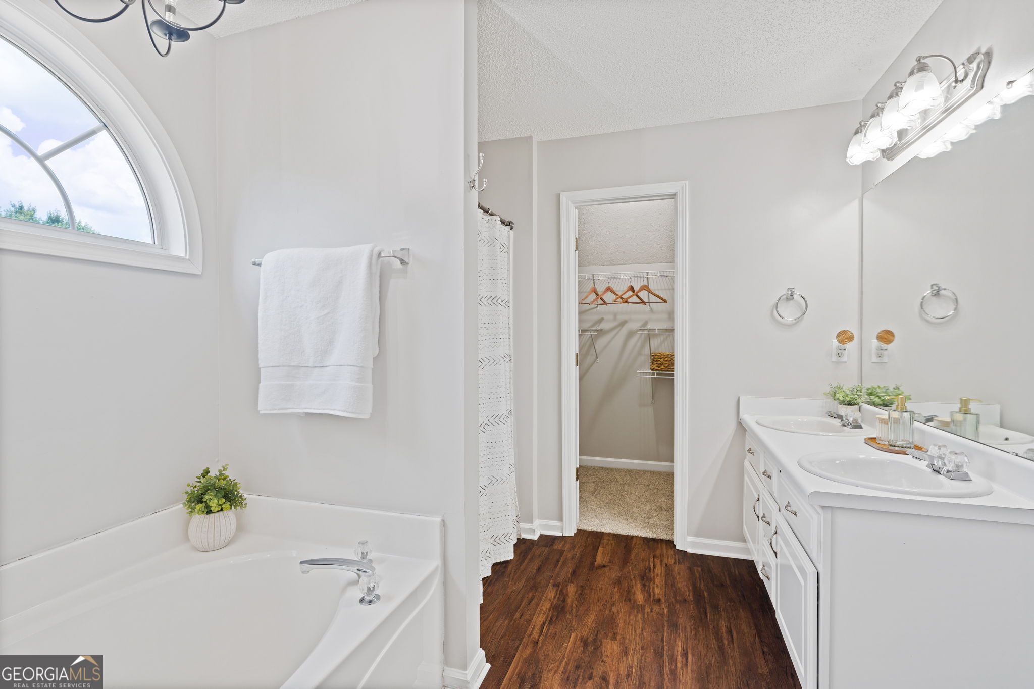 2082 Grant Avenue Property Photo 20