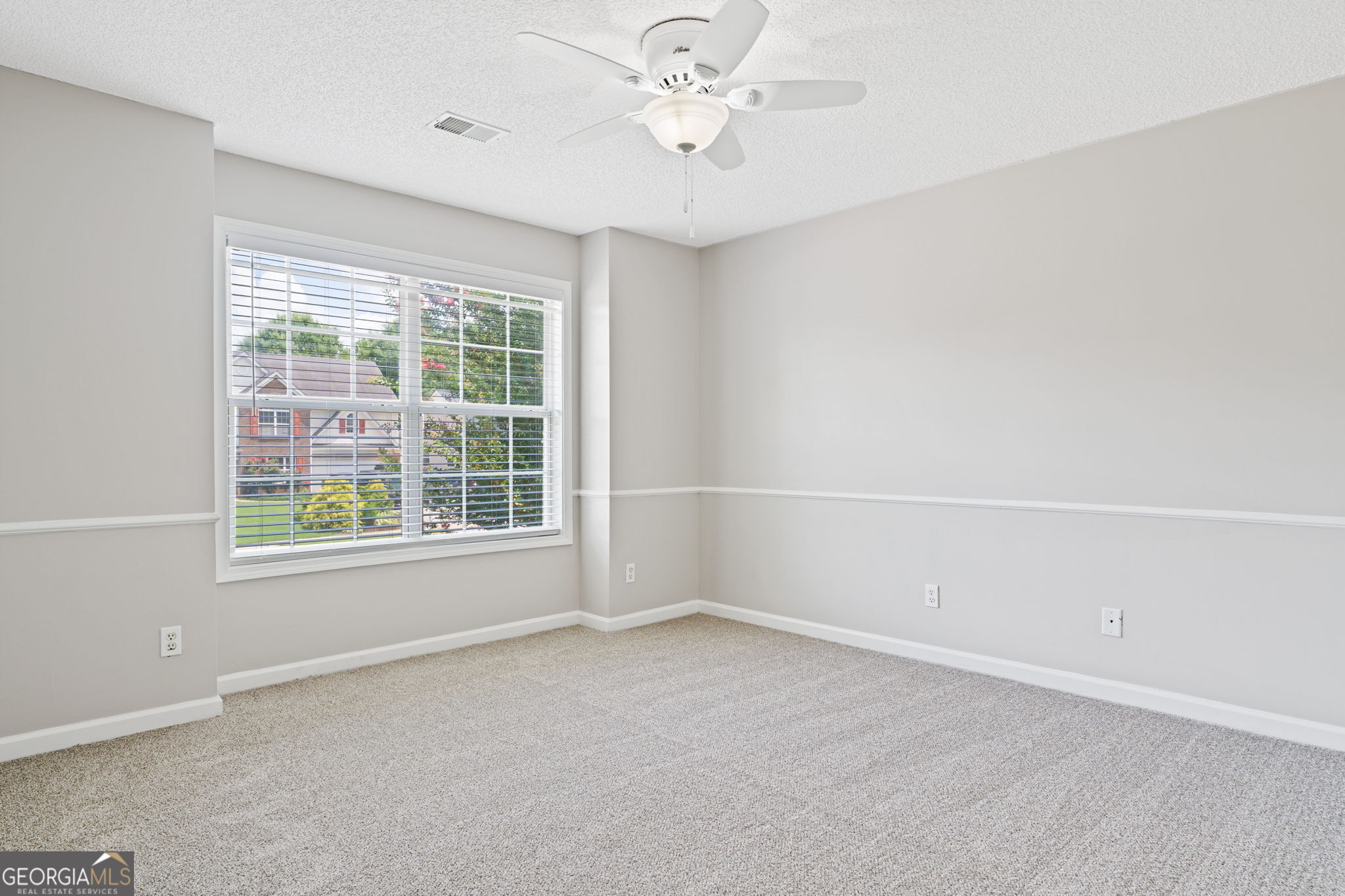 2082 Grant Avenue Property Photo 24