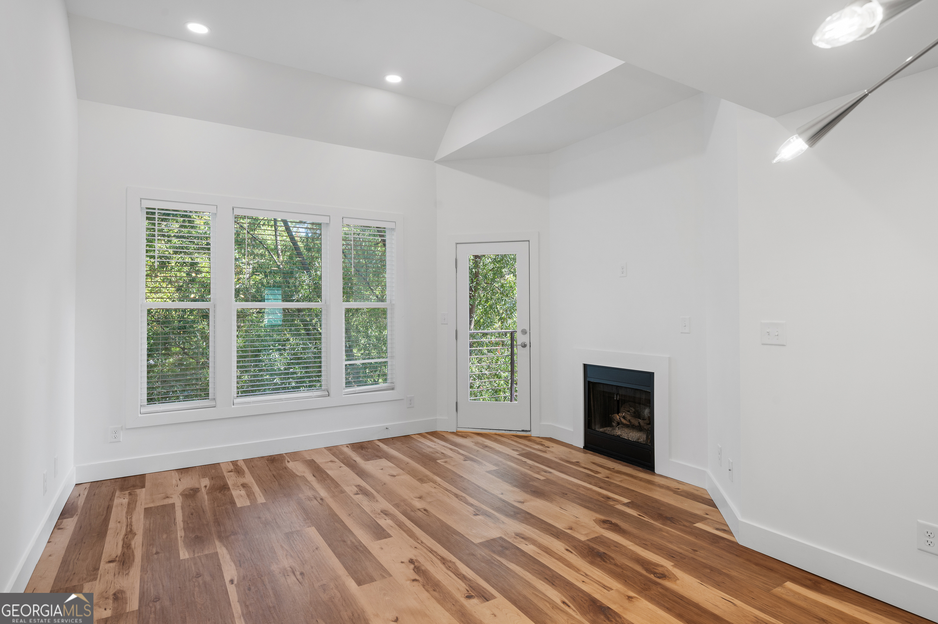 855 Piedmont Avenue Ne # 1g Property Photo 2