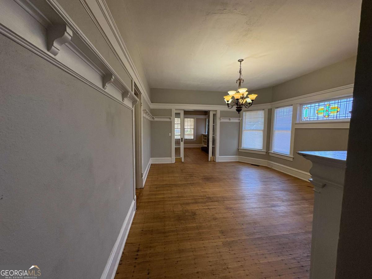 2585 Napier Avenue Property Photo 4