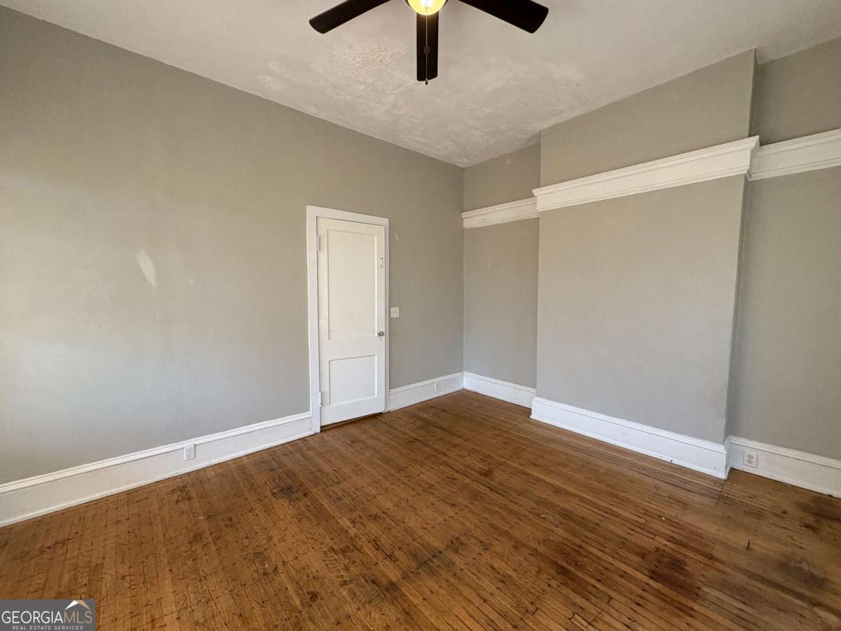 2585 Napier Avenue Property Photo 9