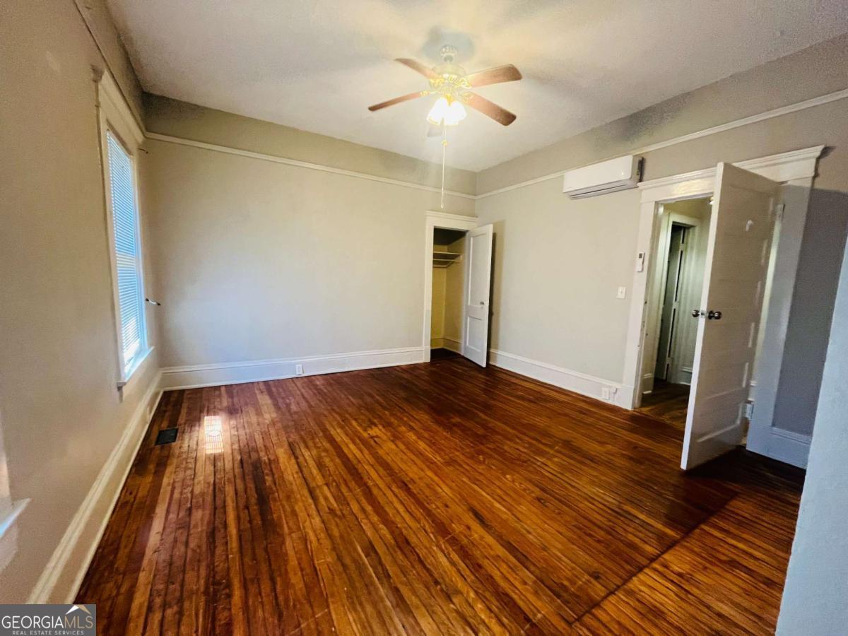 2585 Napier Avenue Property Photo 15