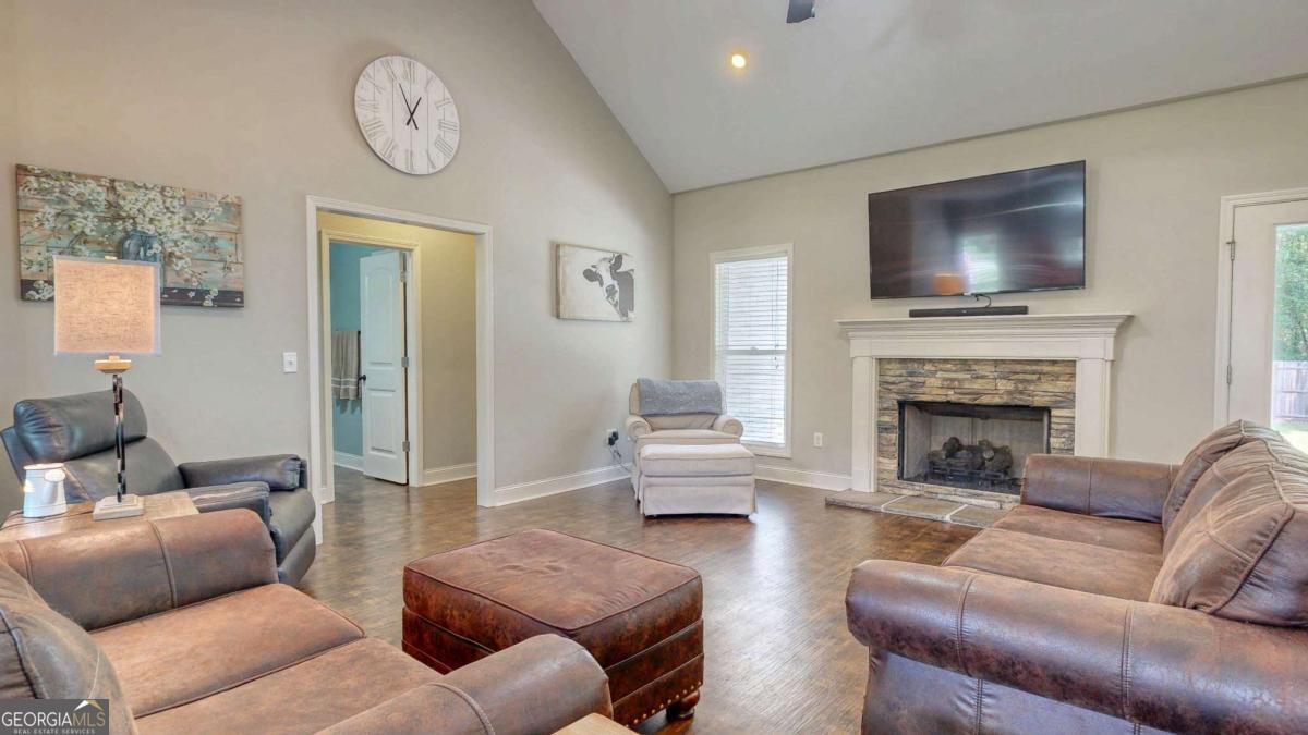 505 Trinity Avenue Property Photo 4