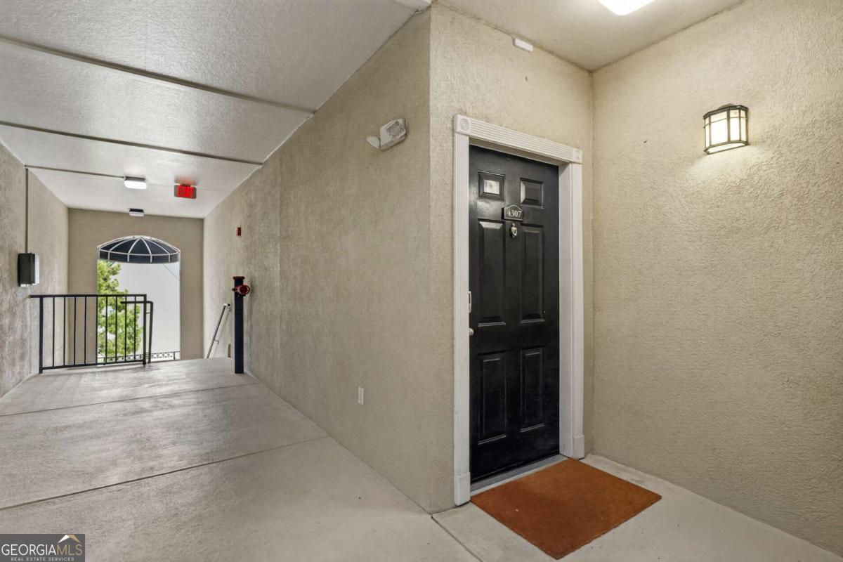 4307 Westchester Ridge Ne Property Photo 3