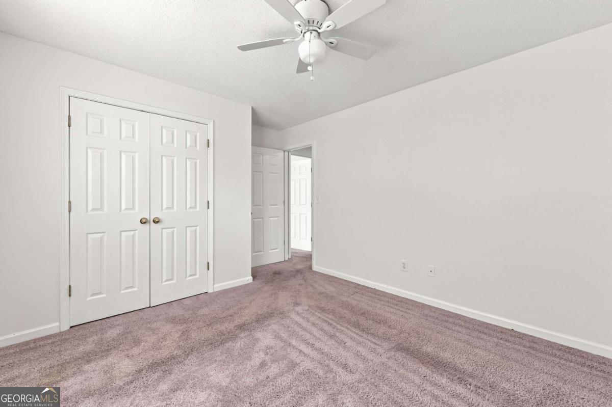 3055 Lakeside Circle Property Photo 23