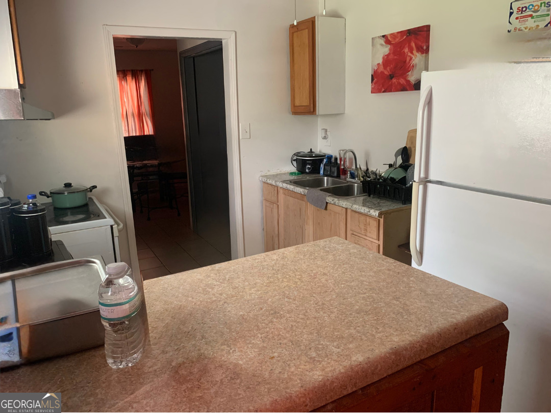 1933 Henry Crumpton Drive Sw Property Photo 8