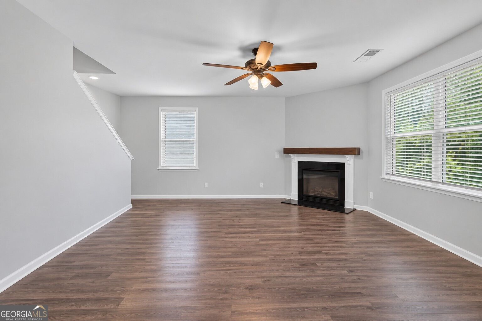 2103 Massey Lane Property Photo 6