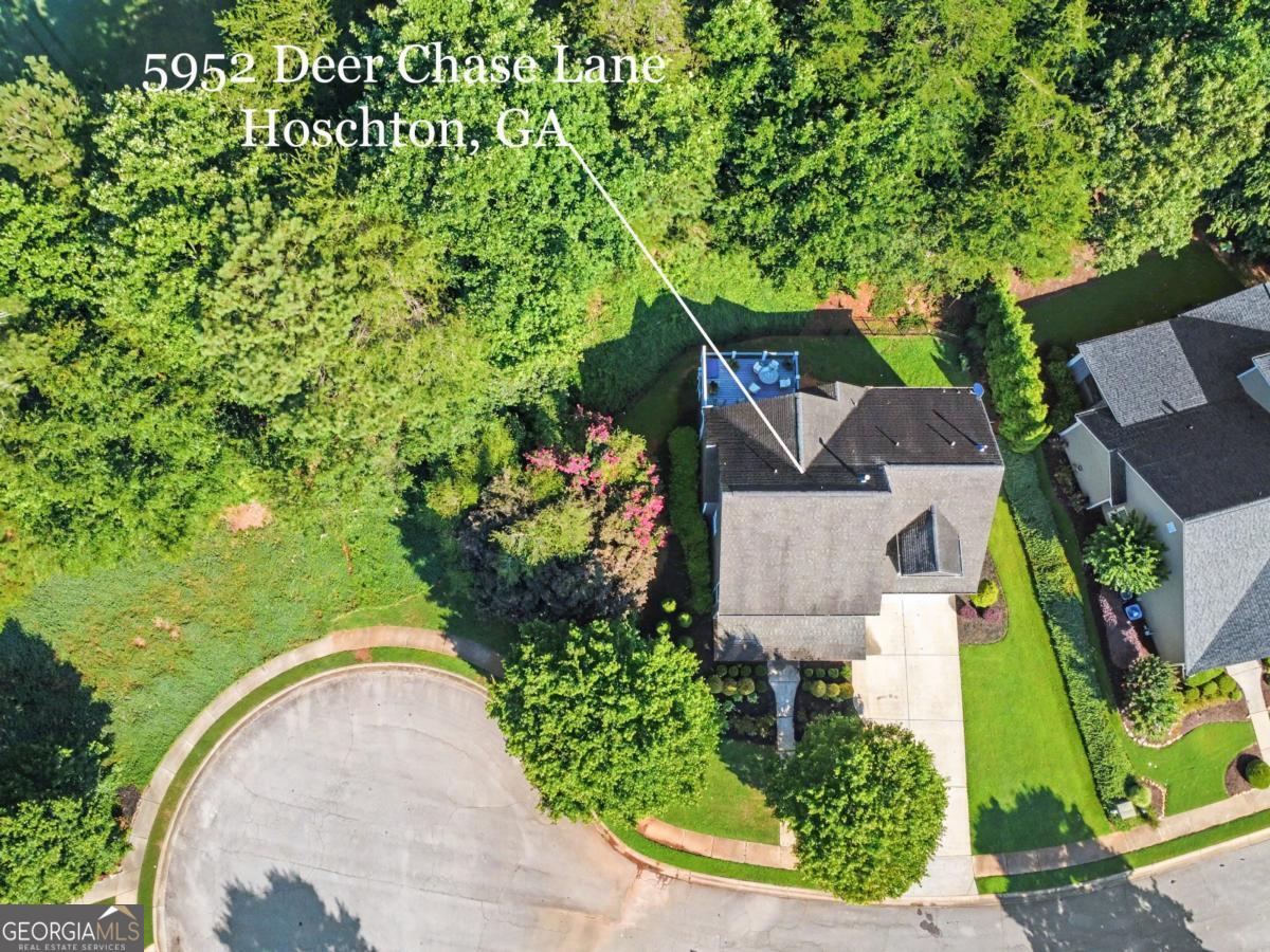 5952 Deer Chase Lane Property Photo 4