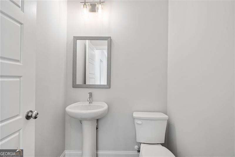 368 Summerville Lane Property Photo 4