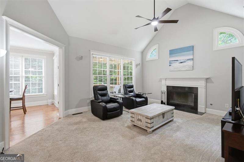 100 Copper Hills Drive Property Photo 6