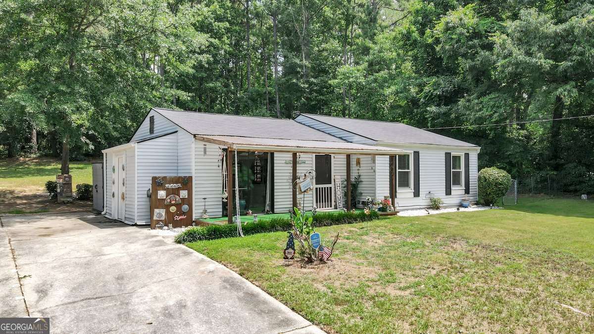 3184 Newcastle Way Property Photo 5