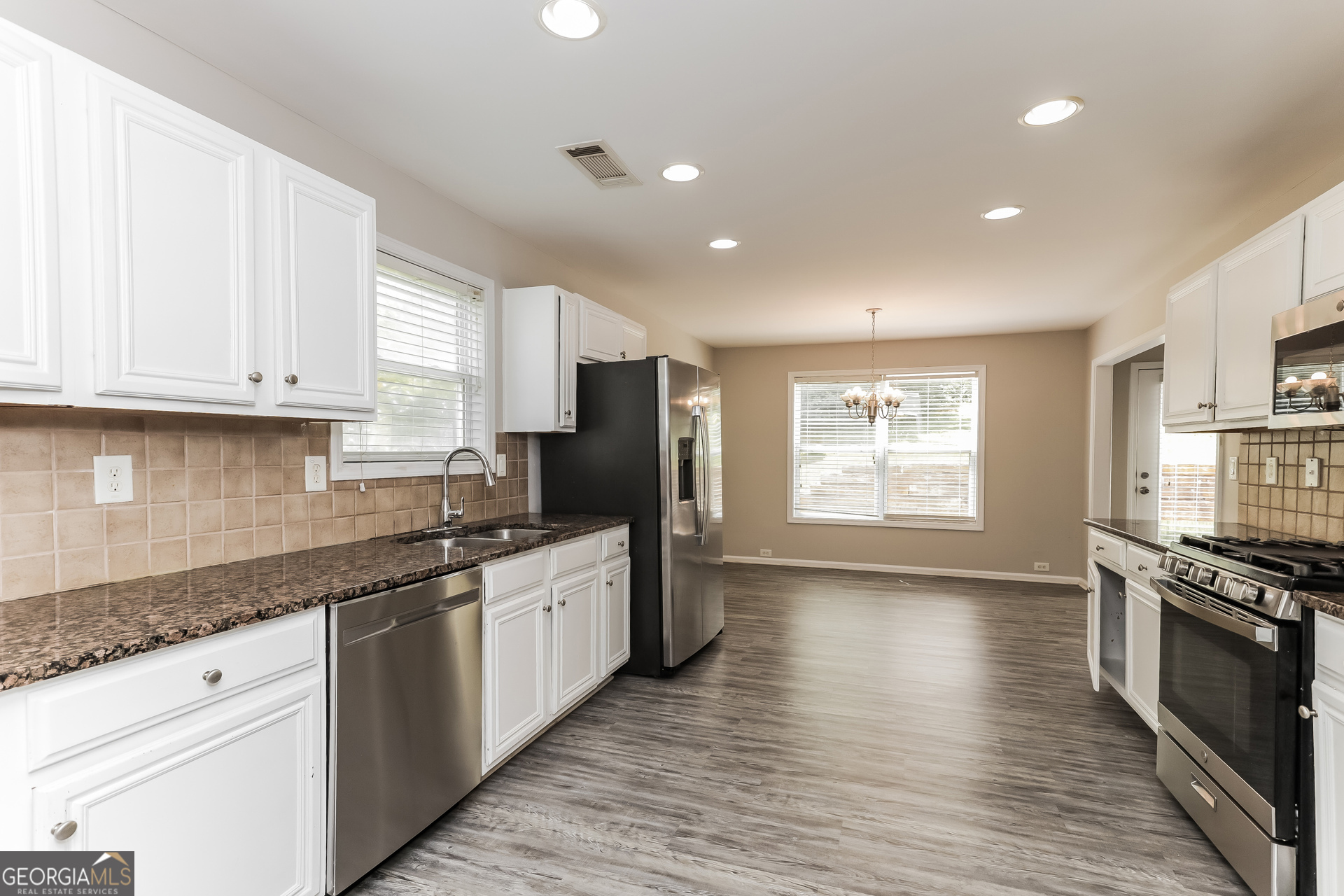 180 Hawken Trail Property Photo 6