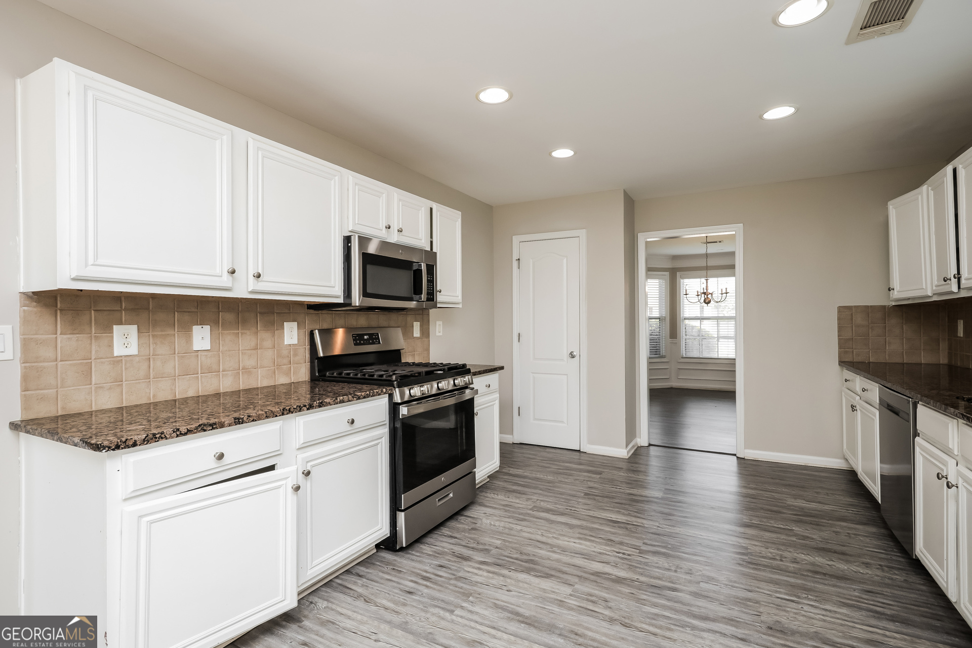 180 Hawken Trail Property Photo 7
