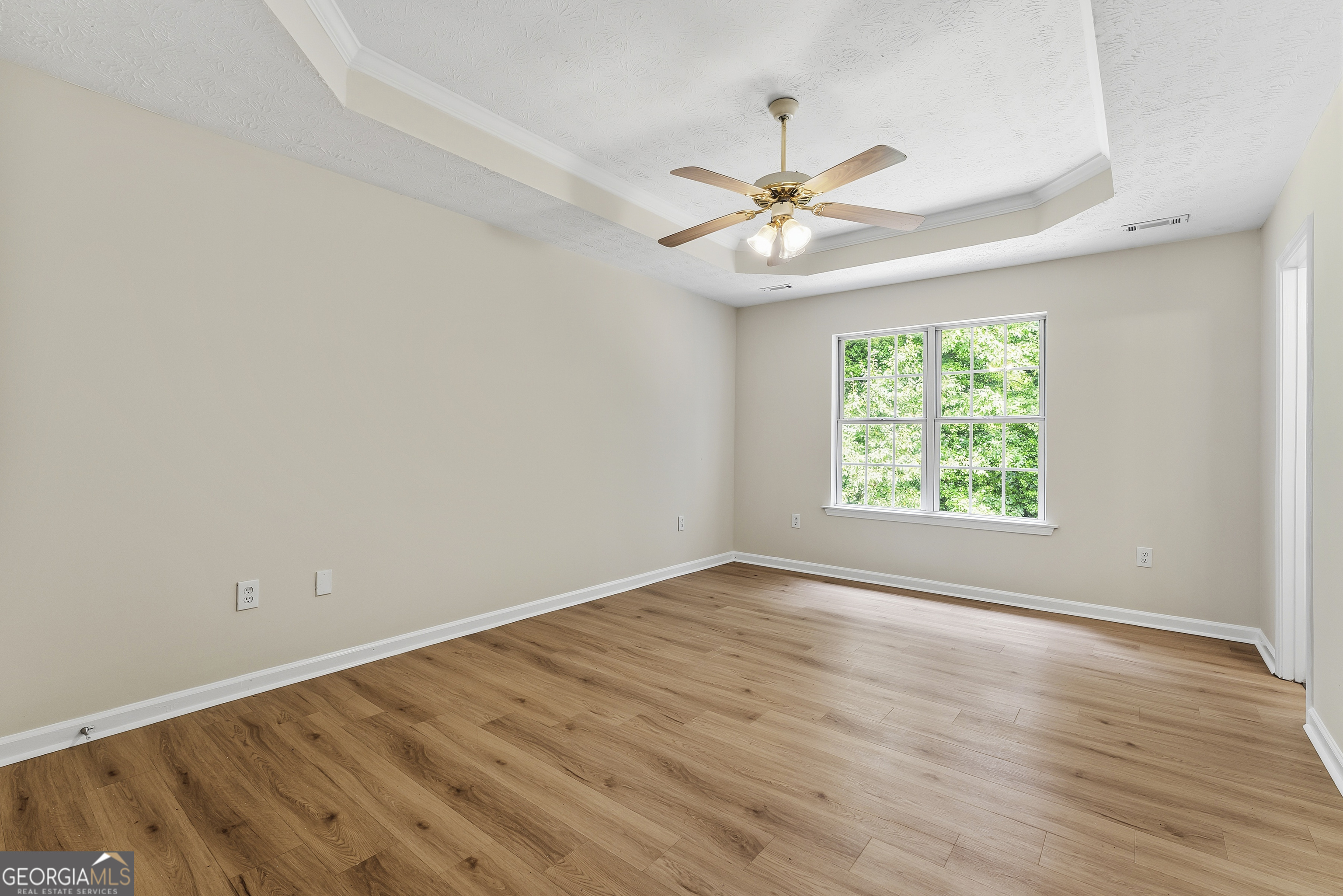 115 Autumn Cove Property Photo 7