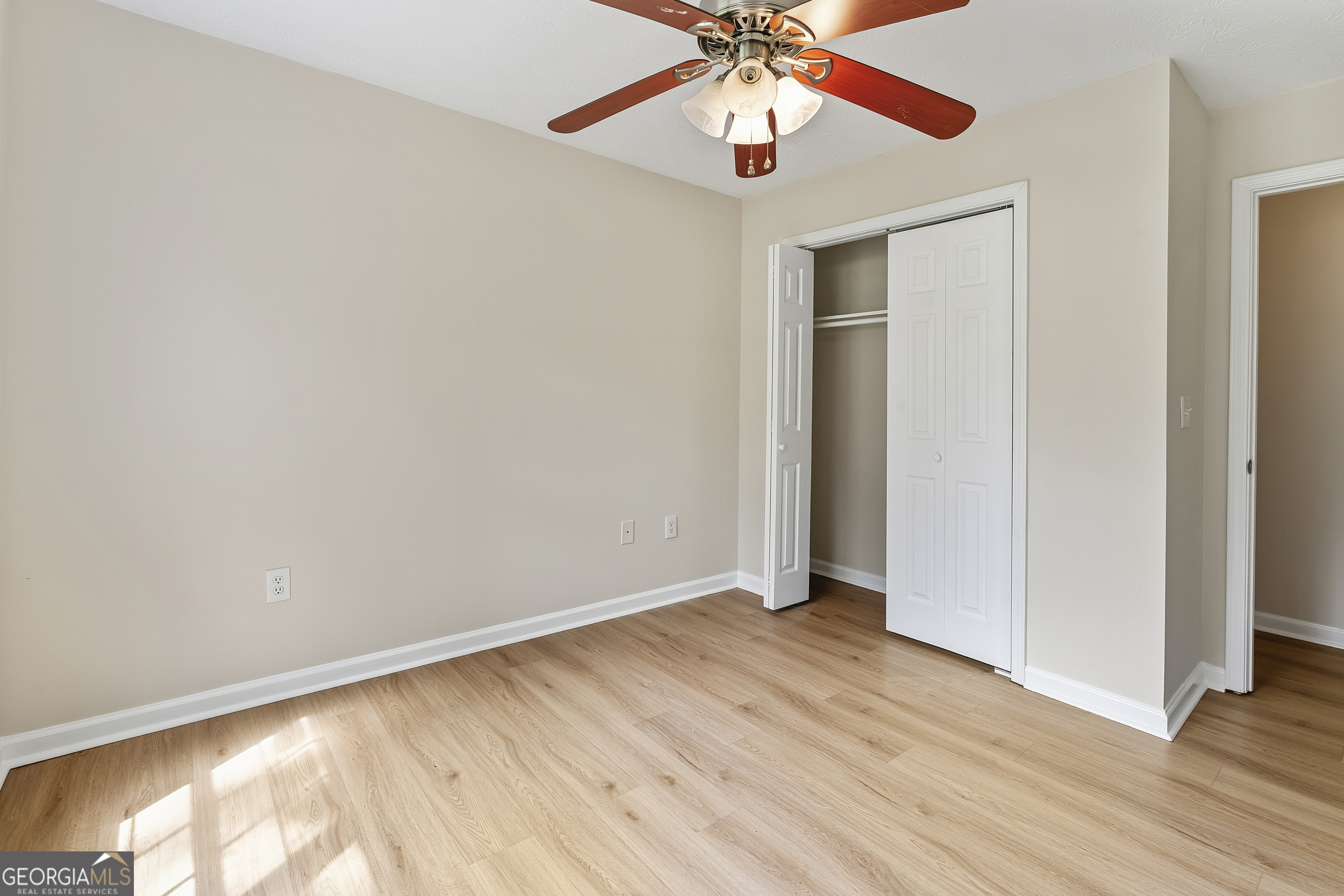 115 Autumn Cove Property Photo 17