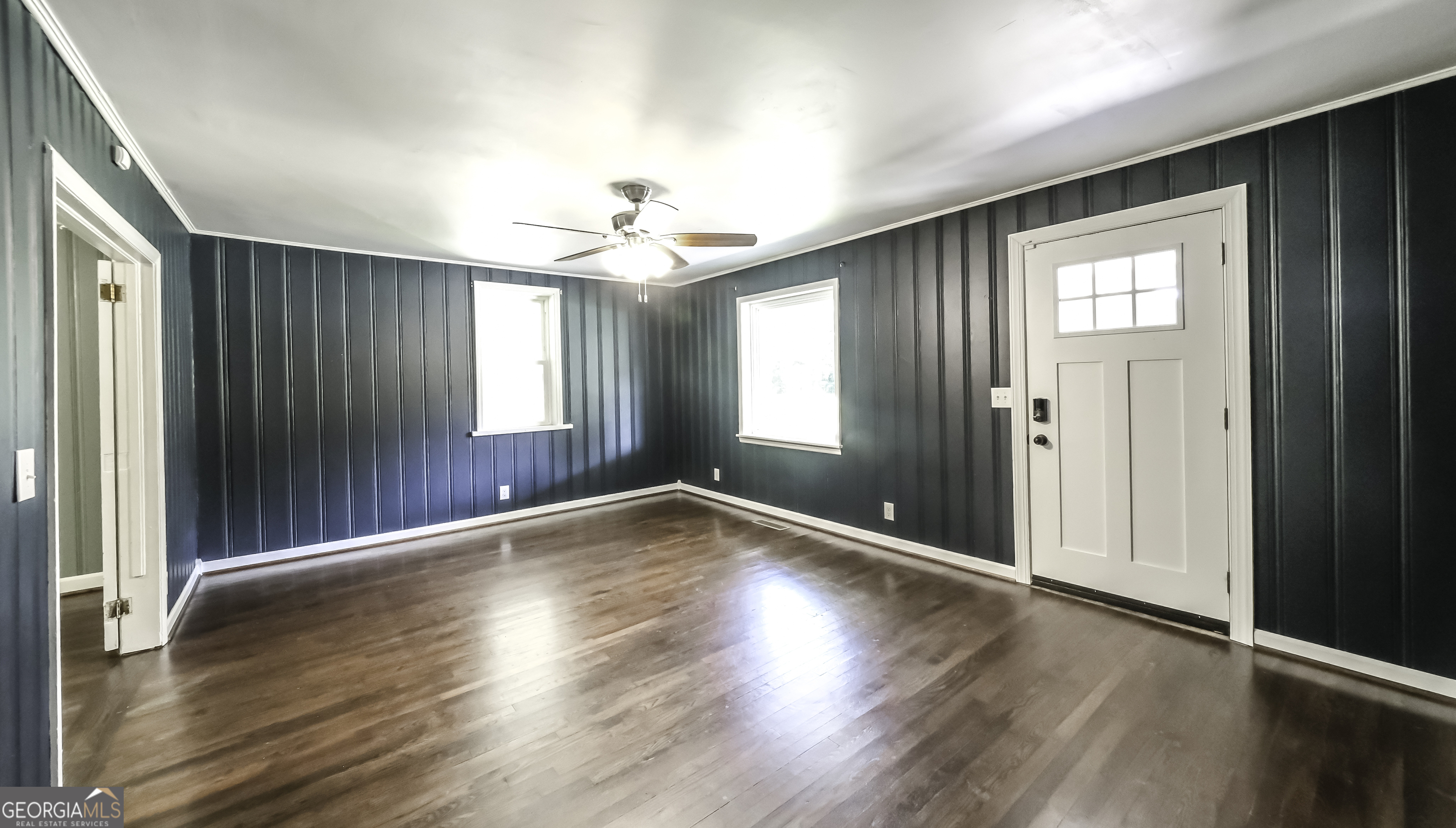 2986 Hilltop Drive Property Photo 4