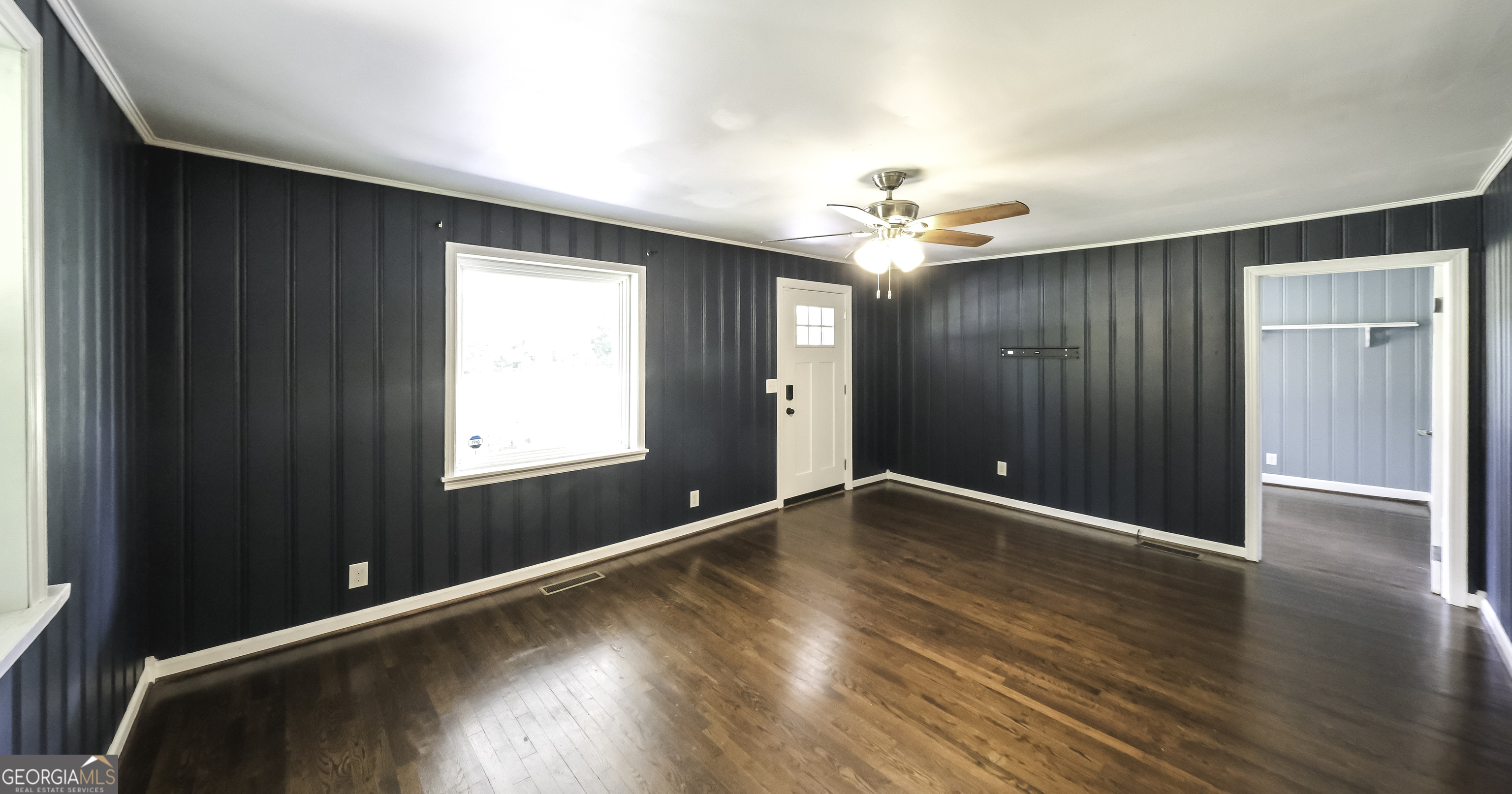 2986 Hilltop Drive Property Photo 5
