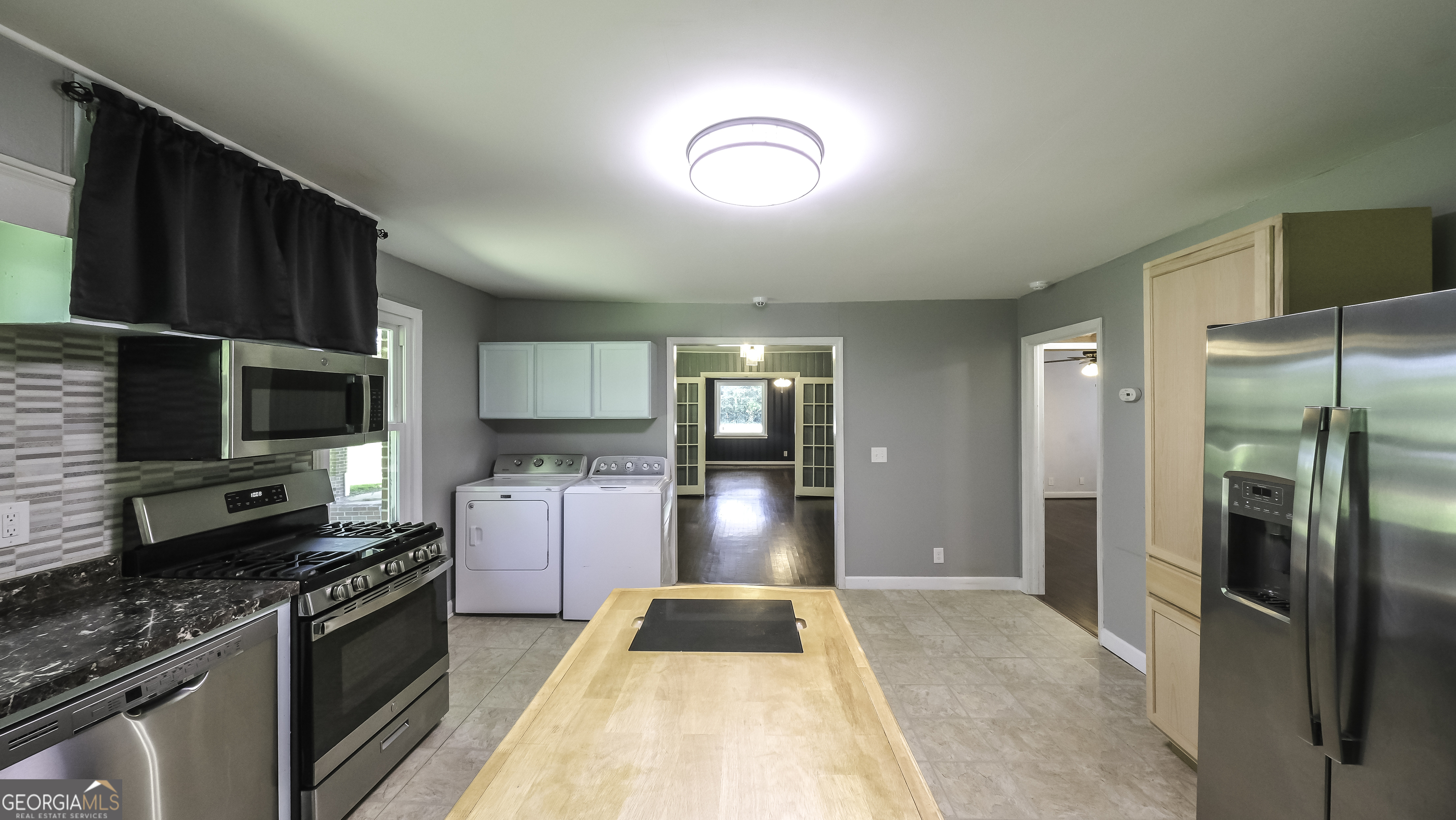 2986 Hilltop Drive Property Photo 12