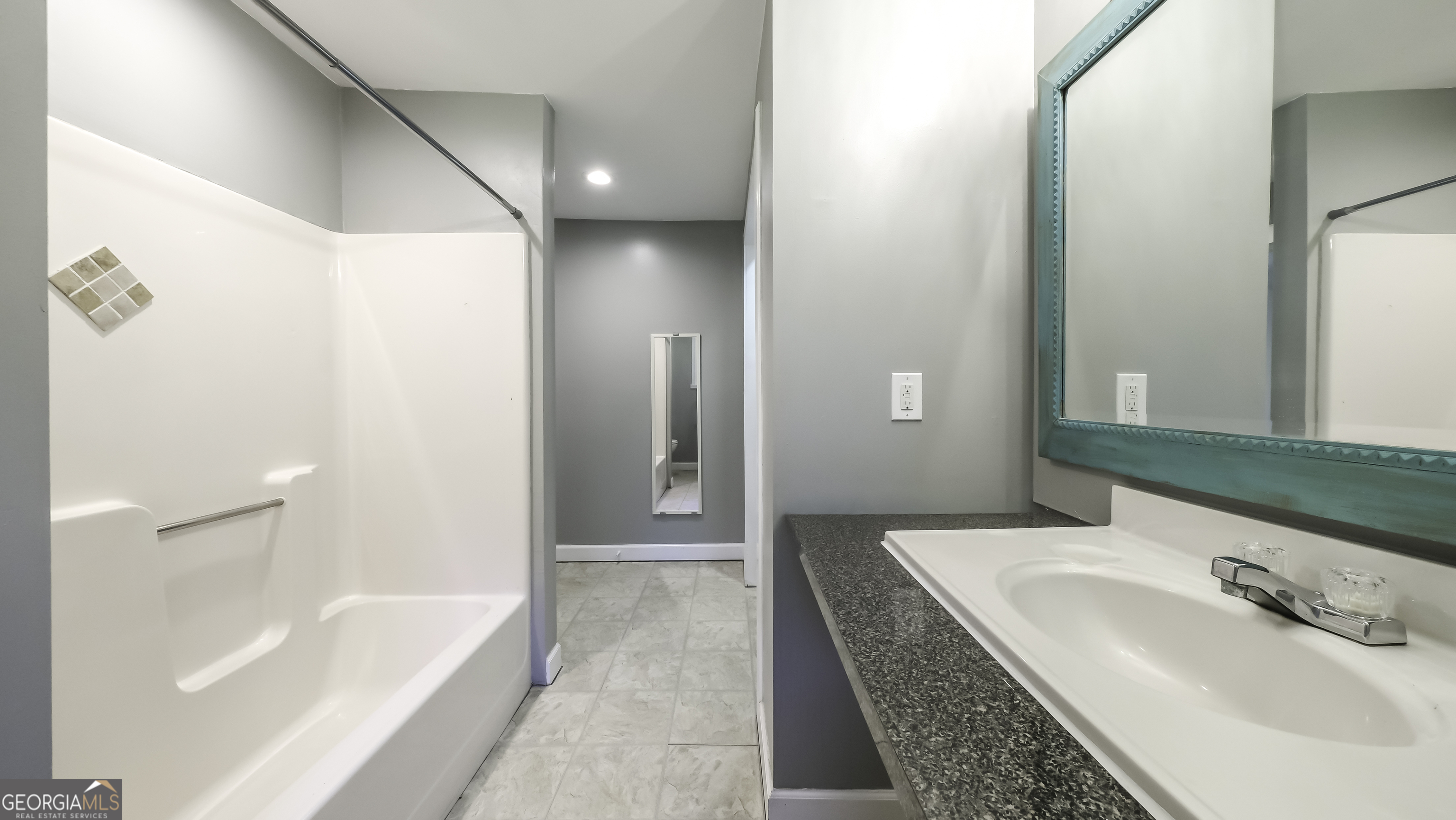 2986 Hilltop Drive Property Photo 27