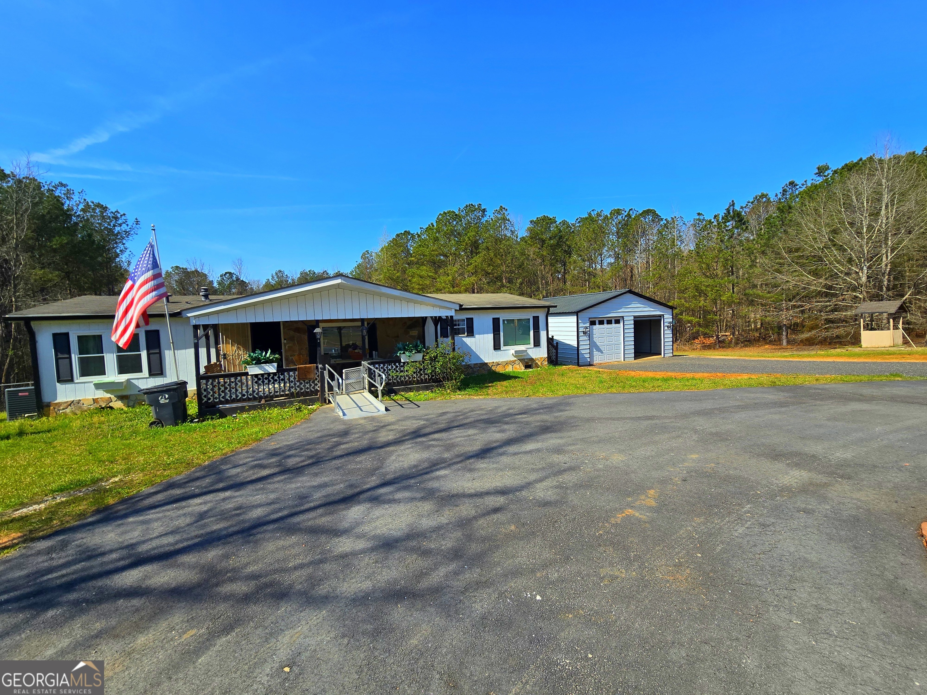 2001 Rocky Creek Road Property Photo 2