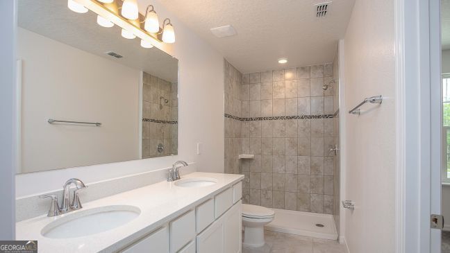 109 Savannah Way Property Photo 12