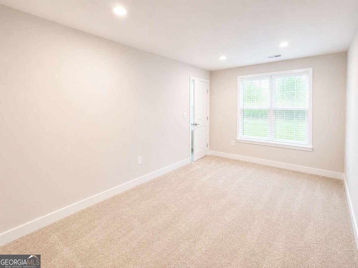 320 Mayflower Drive Property Photo 22