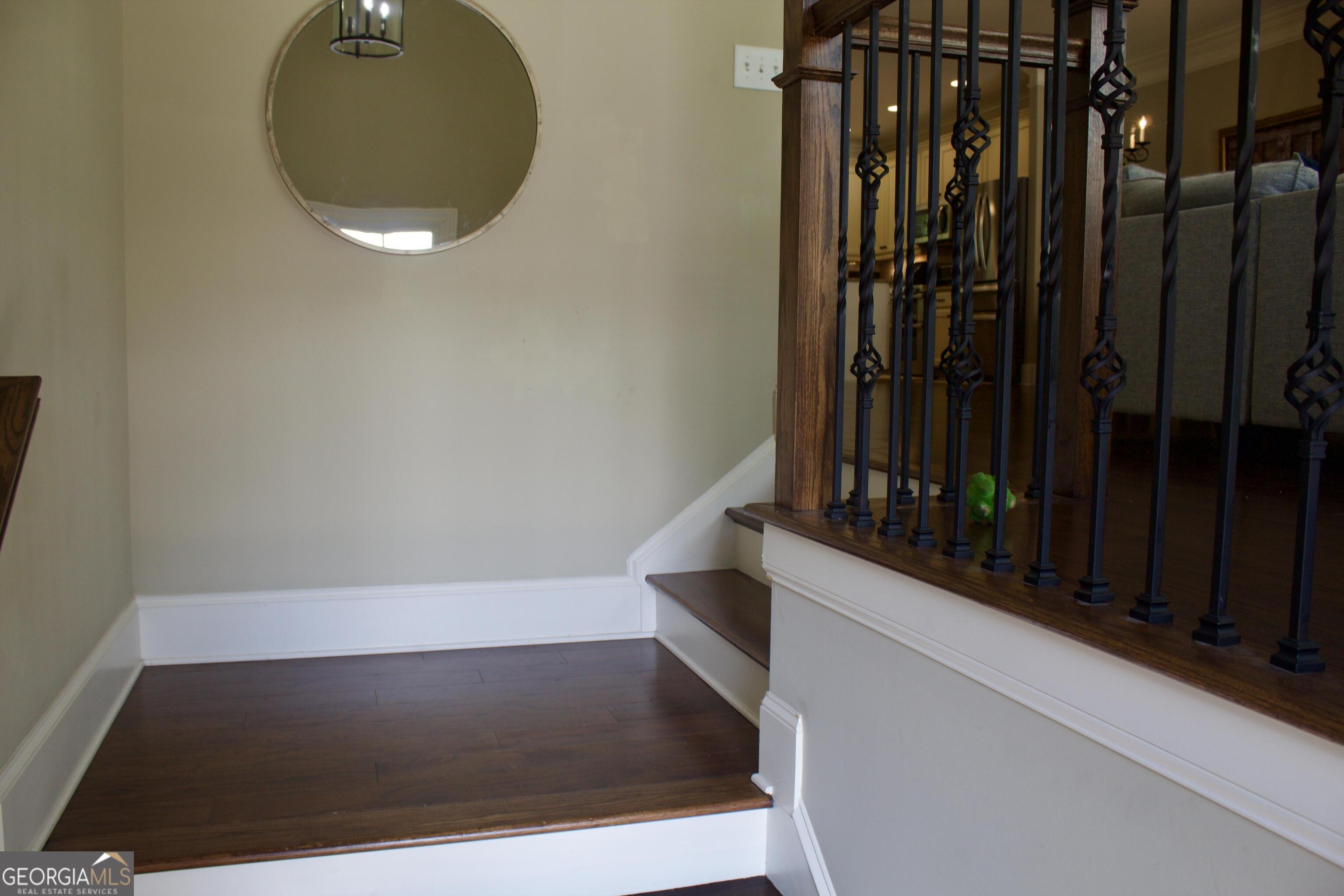 2559 Willow Field Crossing Se Property Photo 4