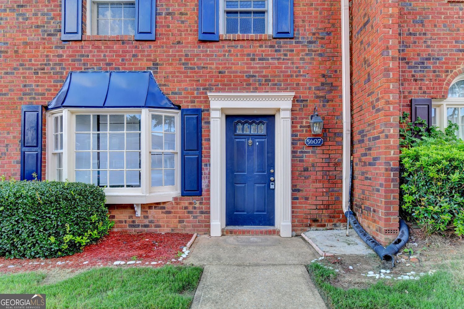 5607 Executive Way Property Photo 3
