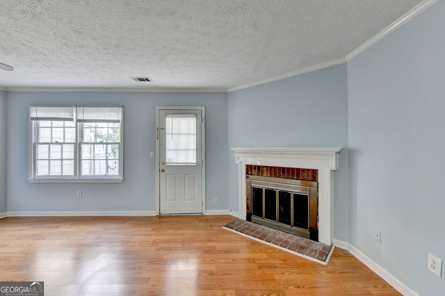 5607 Executive Way Property Photo 6
