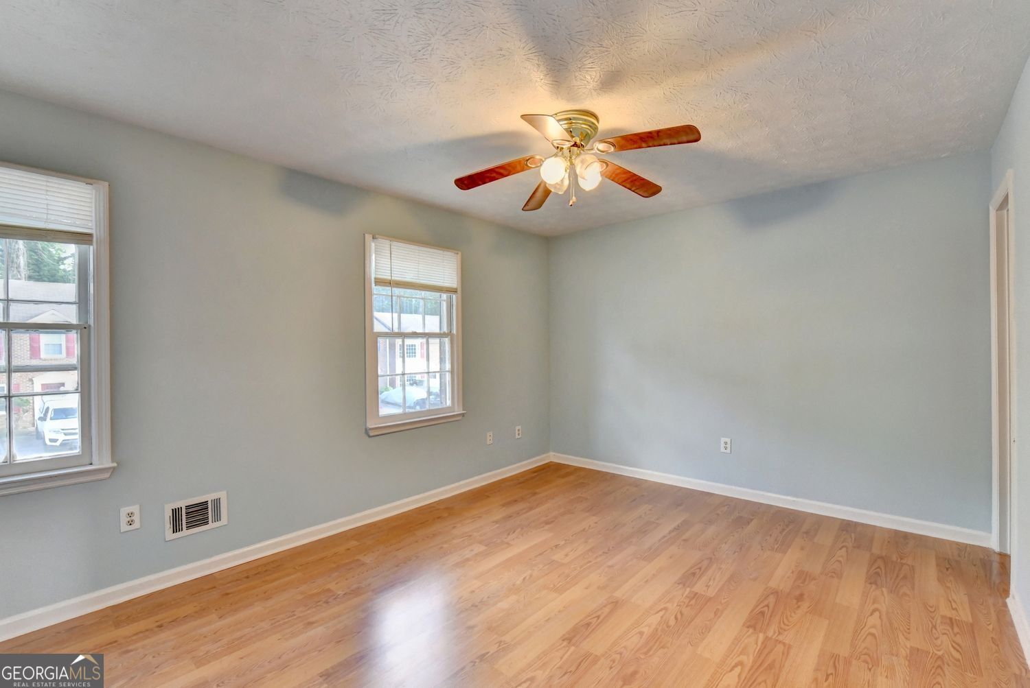 5607 Executive Way Property Photo 34
