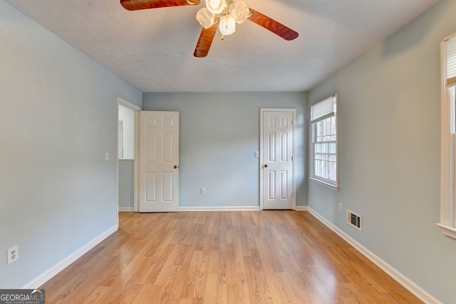 5607 Executive Way Property Photo 35