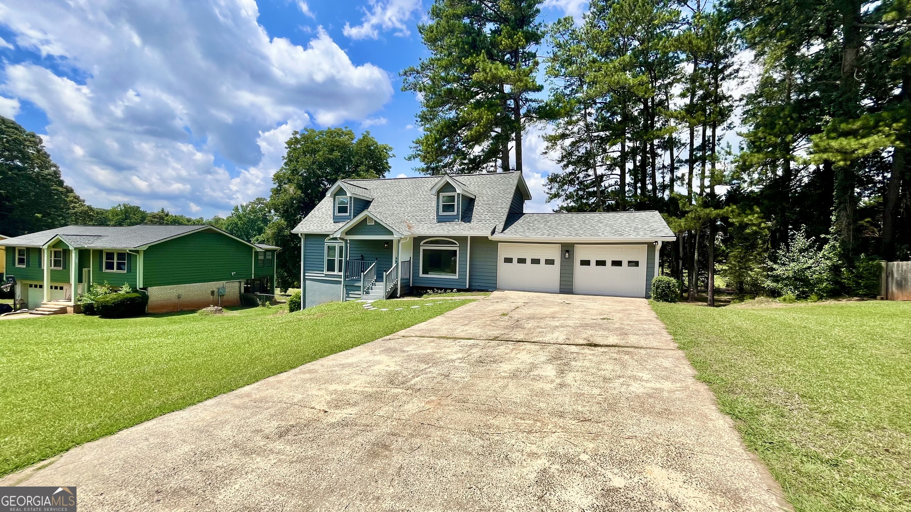 3615 River Hills Court Property Photo 3