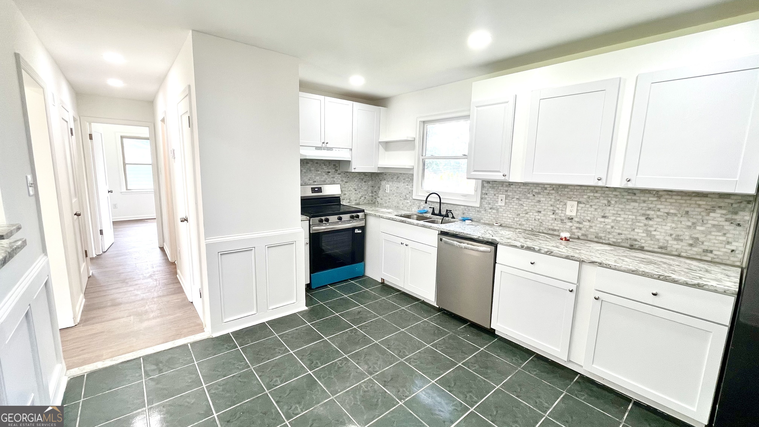 3615 River Hills Court Property Photo 13