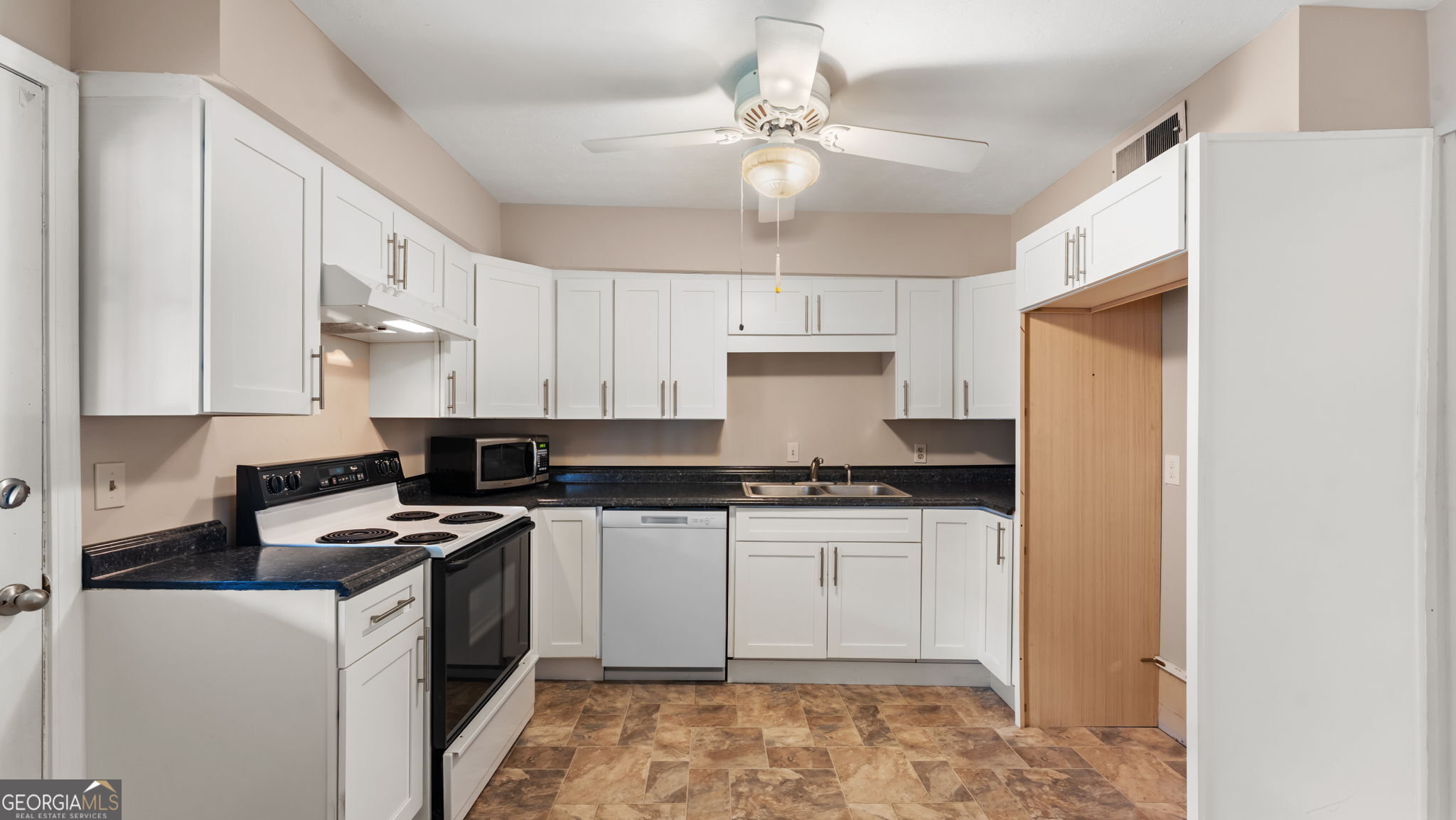 3825 Lavista Road # Y1 Property Photo 11