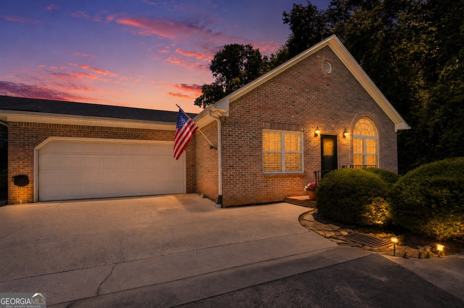 3321 Raes Creek Road BLDG 11